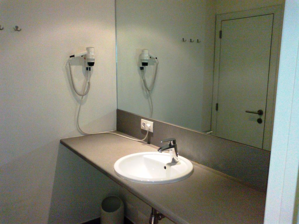 Apartments Downtown Residence Брюссель Номер фото
